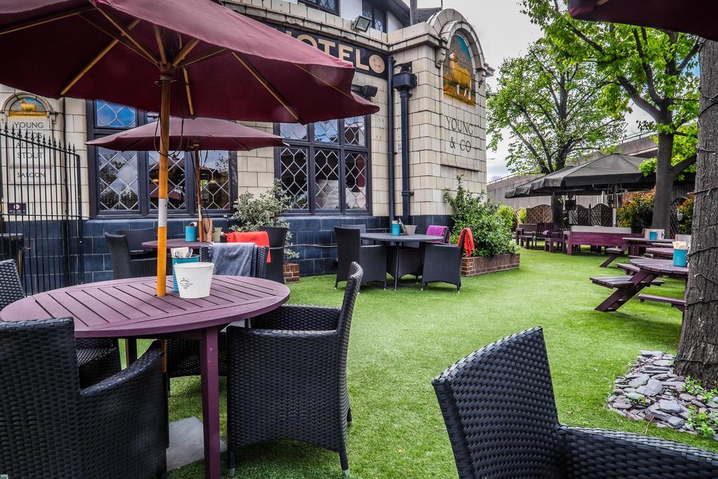 Bridge Hotel กรีนฟอร์ด ภายนอก รูปภาพ