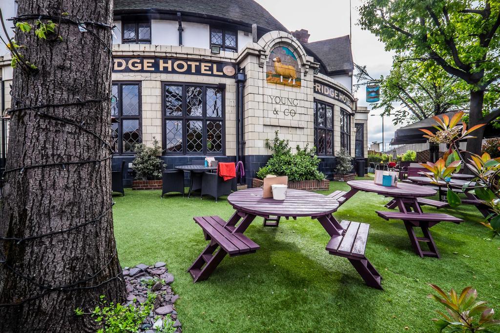 Bridge Hotel กรีนฟอร์ด ภายนอก รูปภาพ