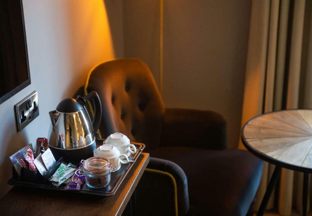 Bridge Hotel กรีนฟอร์ด ภายนอก รูปภาพ